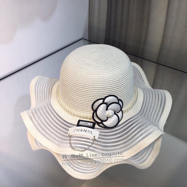 Chanel爆款女士帽子 香奈兒山茶花波浪大帽沿草帽遮陽帽  mm1508